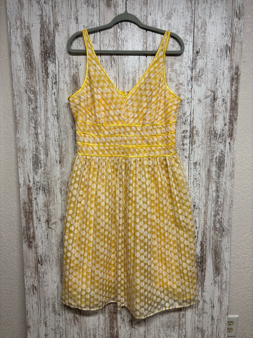 Amanda Lane Yellow and White Polka Dot V-Neck Mini Dress